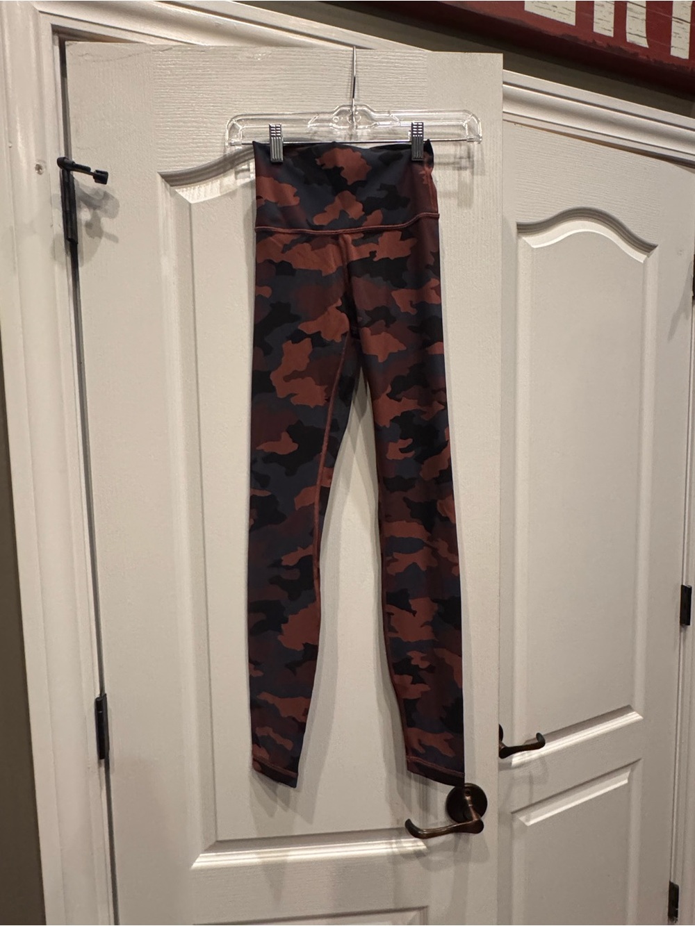 Lululemon High-Waist Camo Leggings - Brown/Black